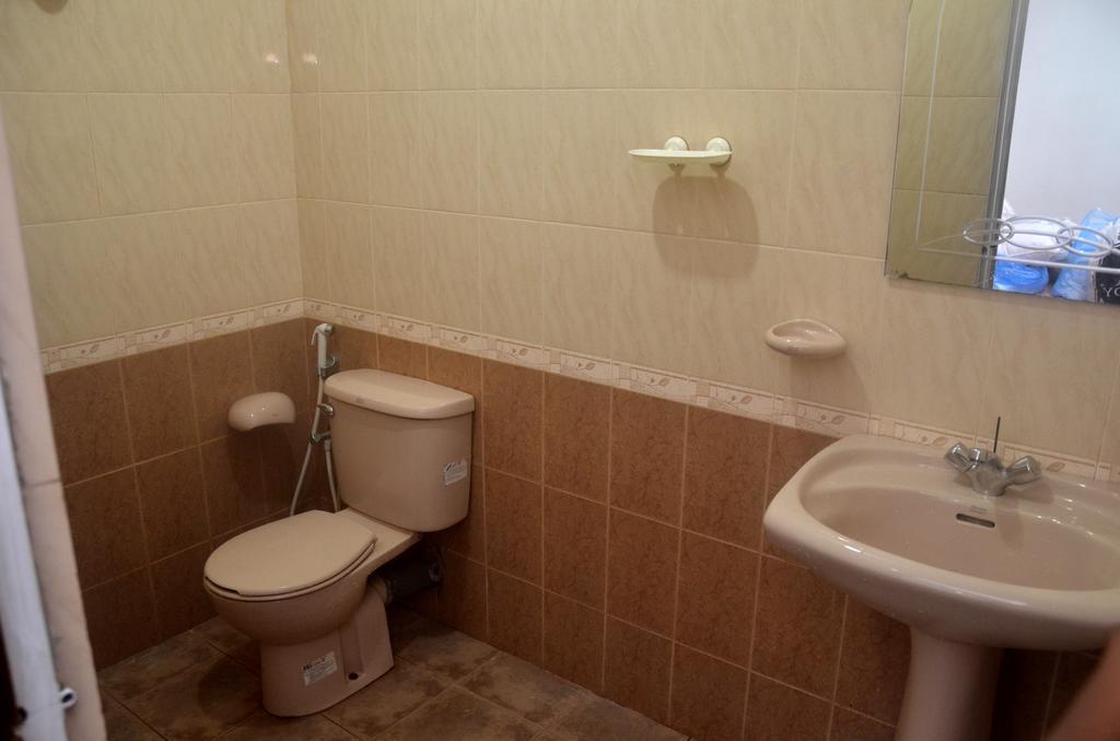 Apartamento The Number 8 Dehiwala-Mount Lavinia Exterior foto