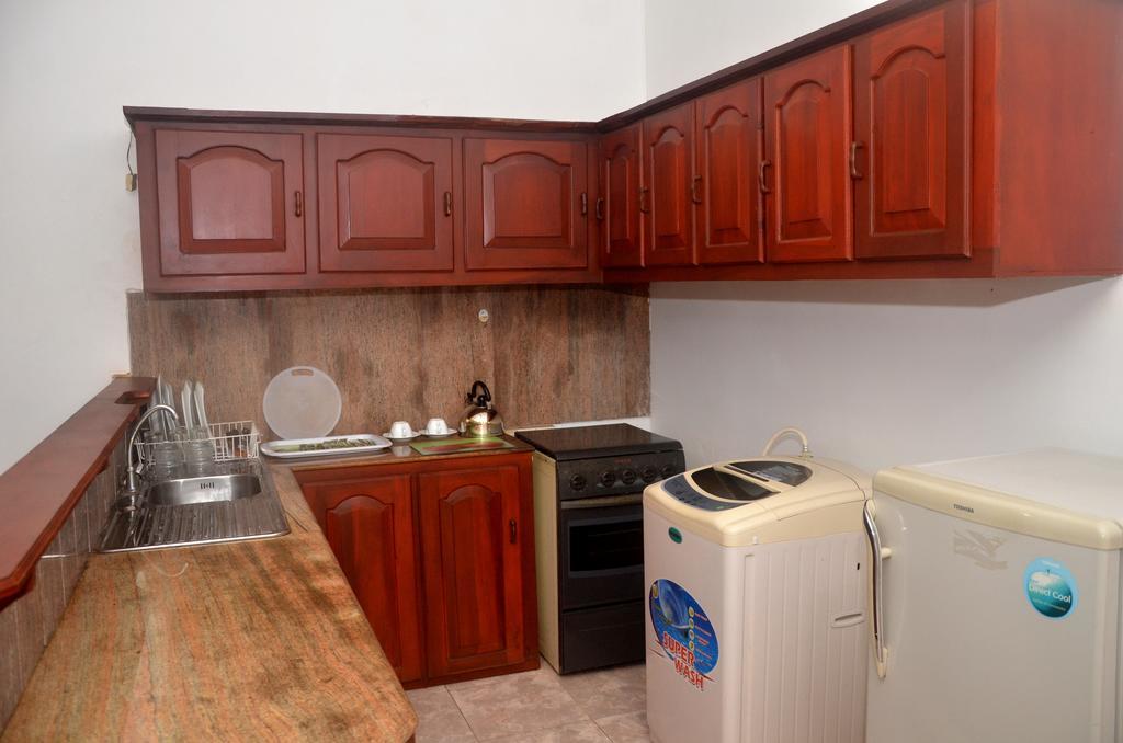 Apartamento The Number 8 Dehiwala-Mount Lavinia Exterior foto