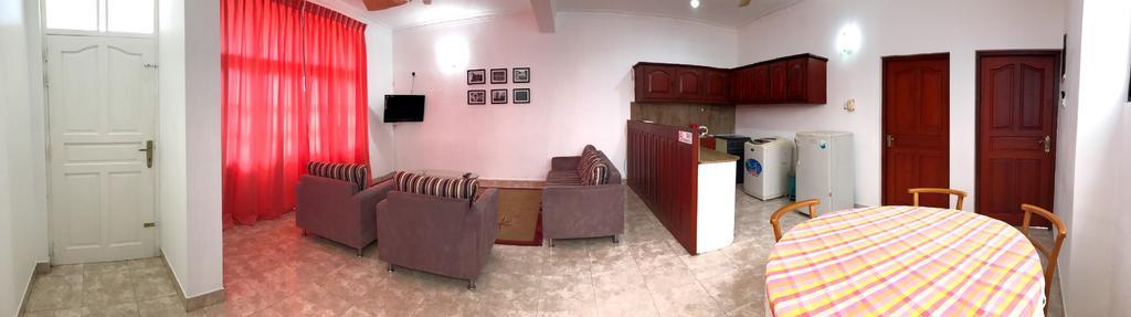 Apartamento The Number 8 Dehiwala-Mount Lavinia Exterior foto
